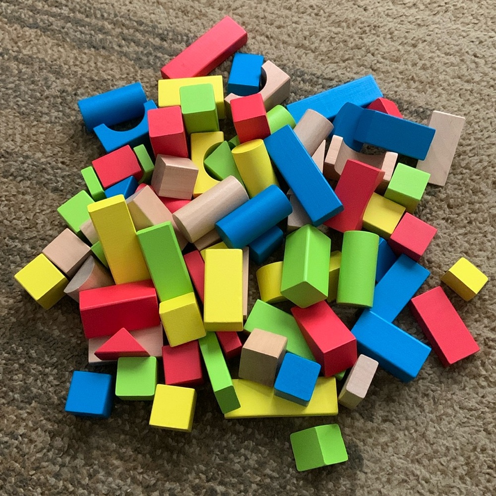 EUC Melissa and Doug building blocks.